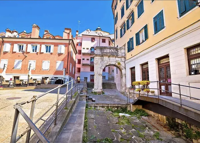 Appartement Piazza Unita D'italia - Free Wifi Triëst